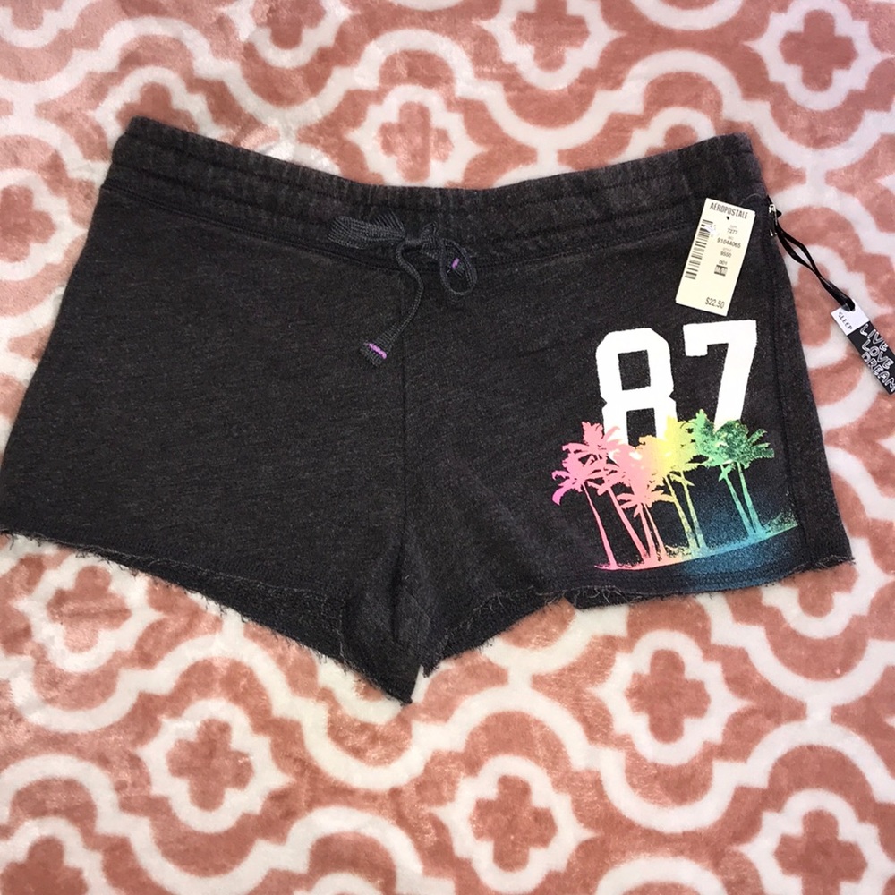 NWT✨Aero shorts🌴